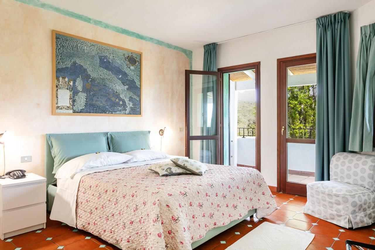 Hotel Stefania Boutique Hotel By The Beach Olbia Bilik gambar