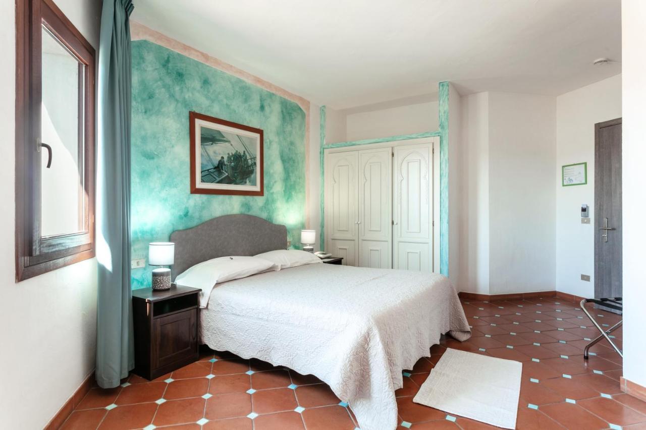 Hotel Stefania Boutique Hotel By The Beach Olbia Luaran gambar