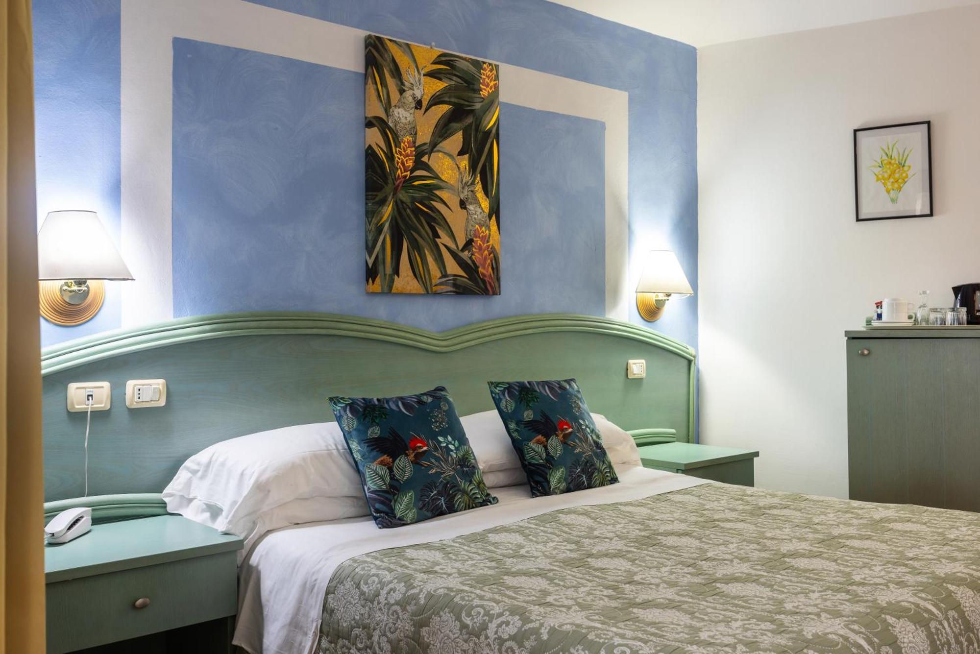 Hotel Stefania Boutique Hotel By The Beach Olbia Luaran gambar
